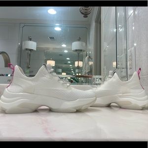 Steve Madden Sneakers